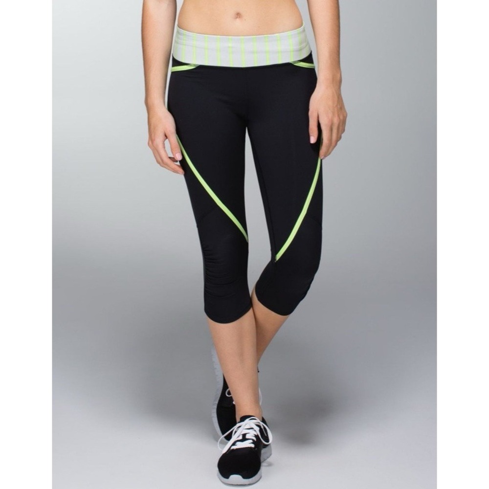 Lululemon Run Pace Crop Size 12 Black Grey Mint Striped Capri Leggings W6941S‎